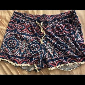 Shorts baby with flowers